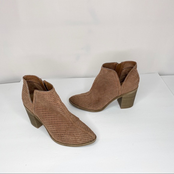 dolce vita cutout booties